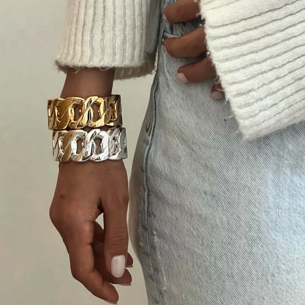 Cuban Link Bracelet Silver Tone Classic Style Wide OS New - Picture 3 of 10